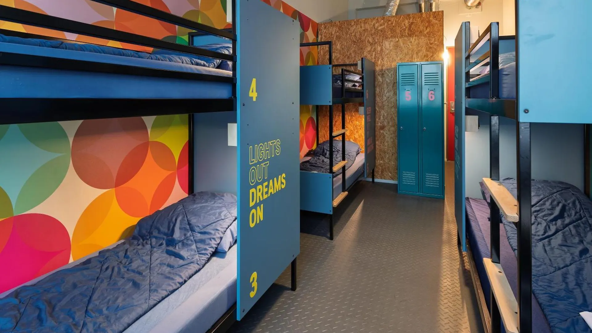 Stayokay Hostel Eindhoven - Blue Collar 3*,  Pays-Bas