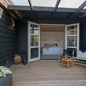 https://studio-haarlemenmeer.utrechthotels.net