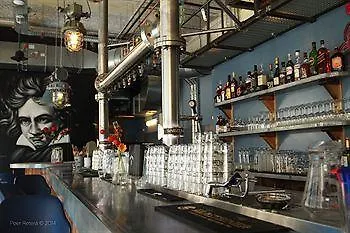 Stayokay Hostel Eindhoven - Blue Collar Hotel