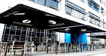 Stayokay Hostel Eindhoven - Blue Collar Hotel