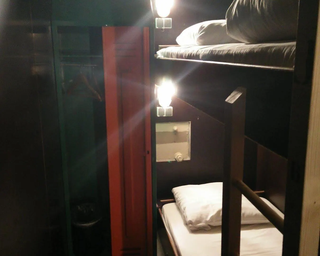 Stayokay Hostel Eindhoven - Blue Collar